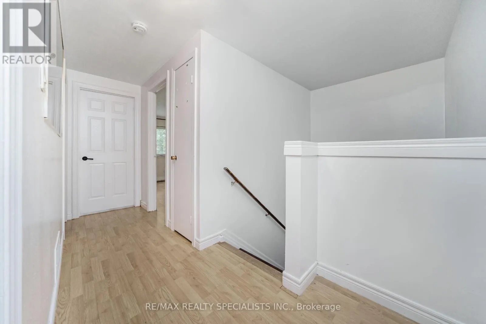 32 - 2881 WINDWOOD DRIVE