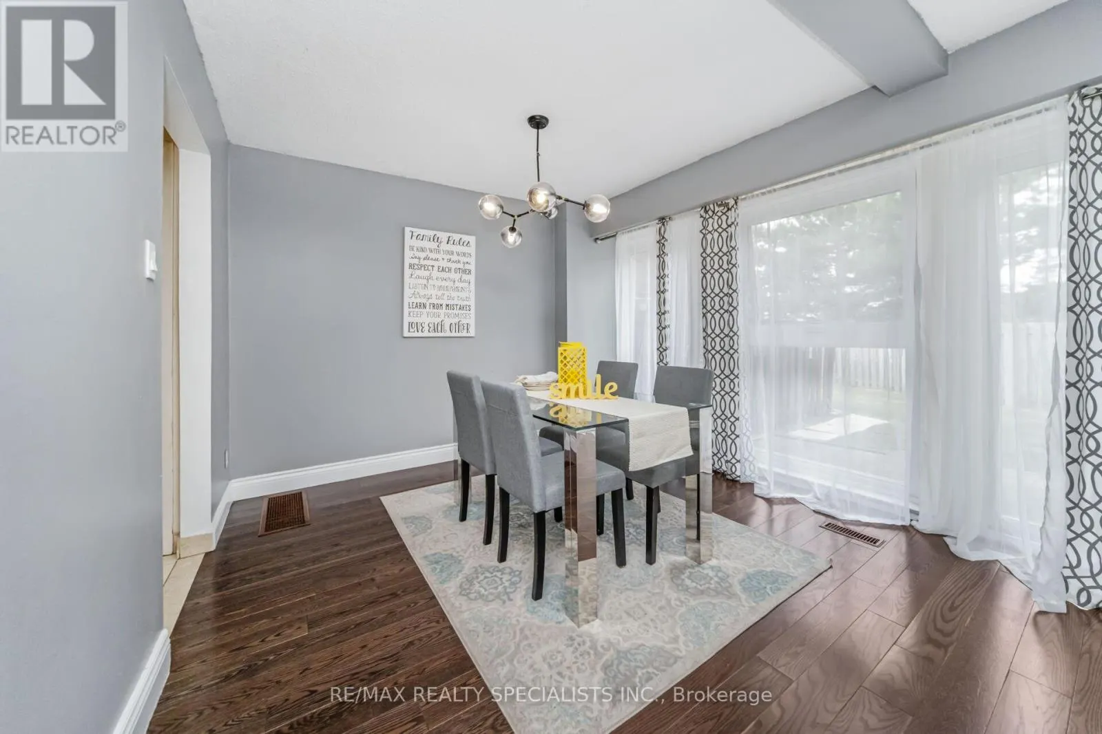 32 - 2881 WINDWOOD DRIVE