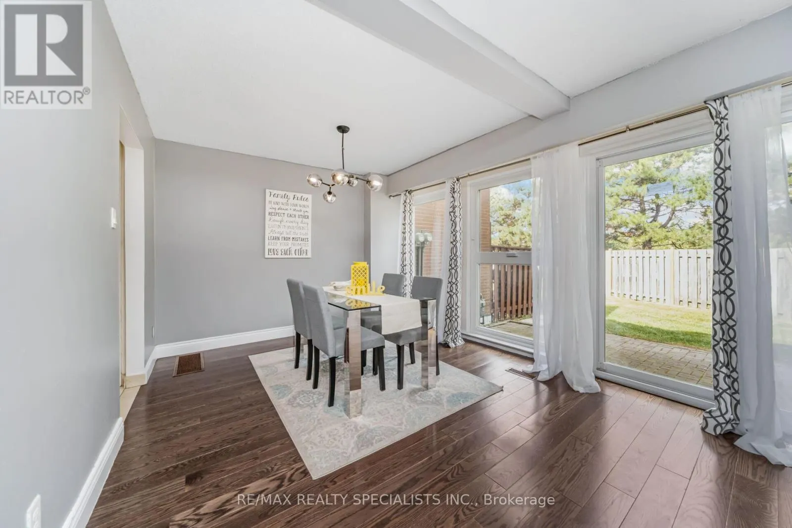 32 - 2881 WINDWOOD DRIVE