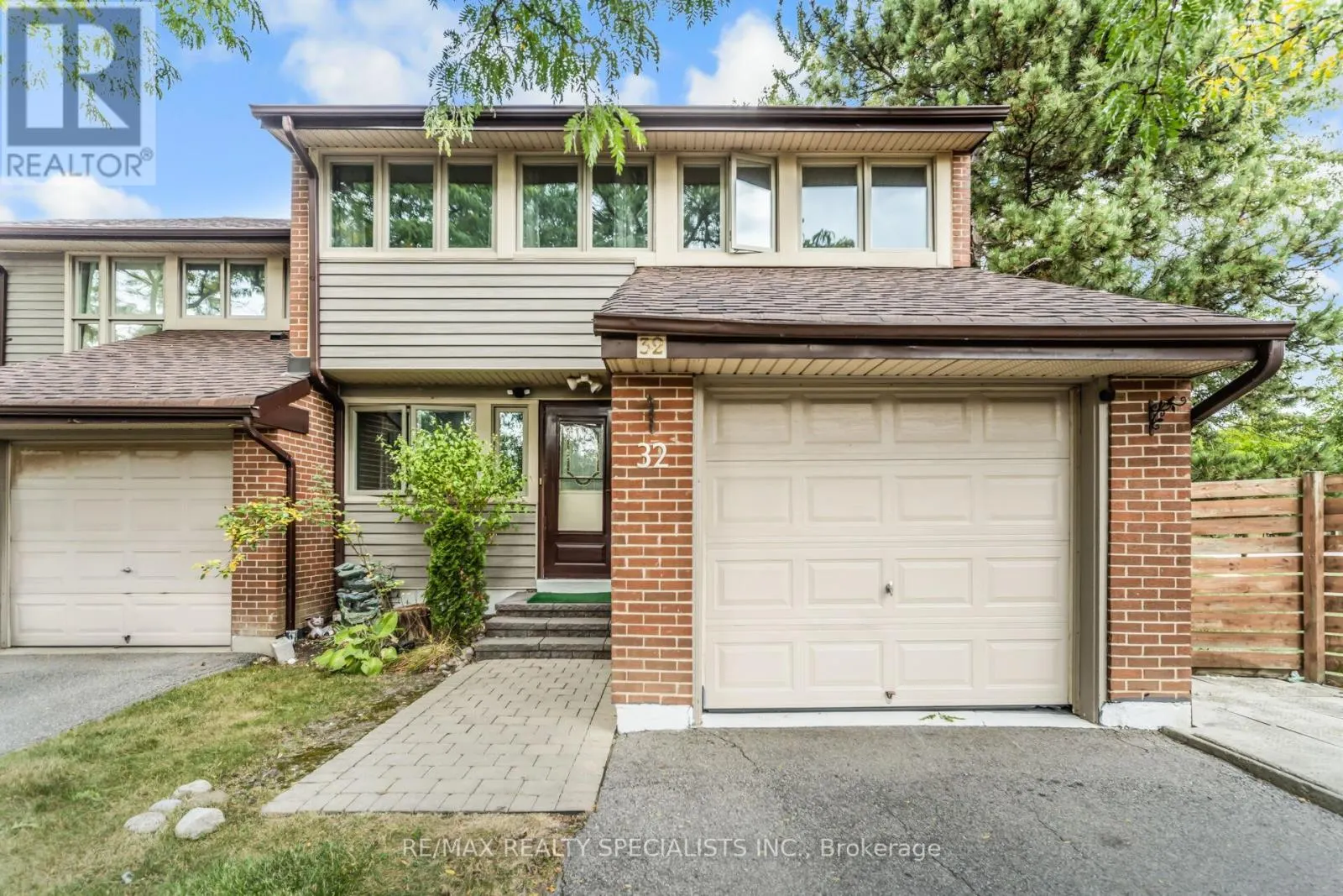 32 - 2881 WINDWOOD DRIVE