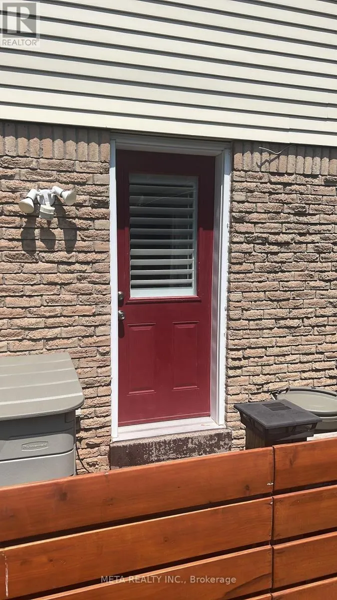 (BACHELOR BASEMENT APT) - 1150 JAMESWAY BOULEVARD