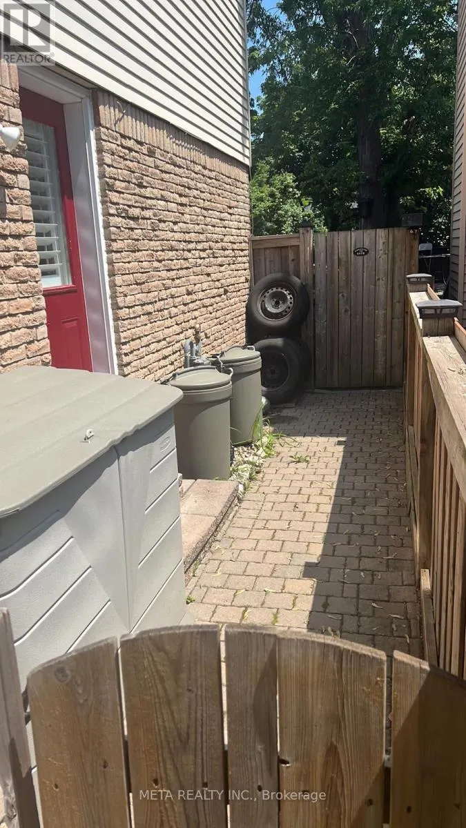 (BACHELOR BASEMENT APT) - 1150 JAMESWAY BOULEVARD