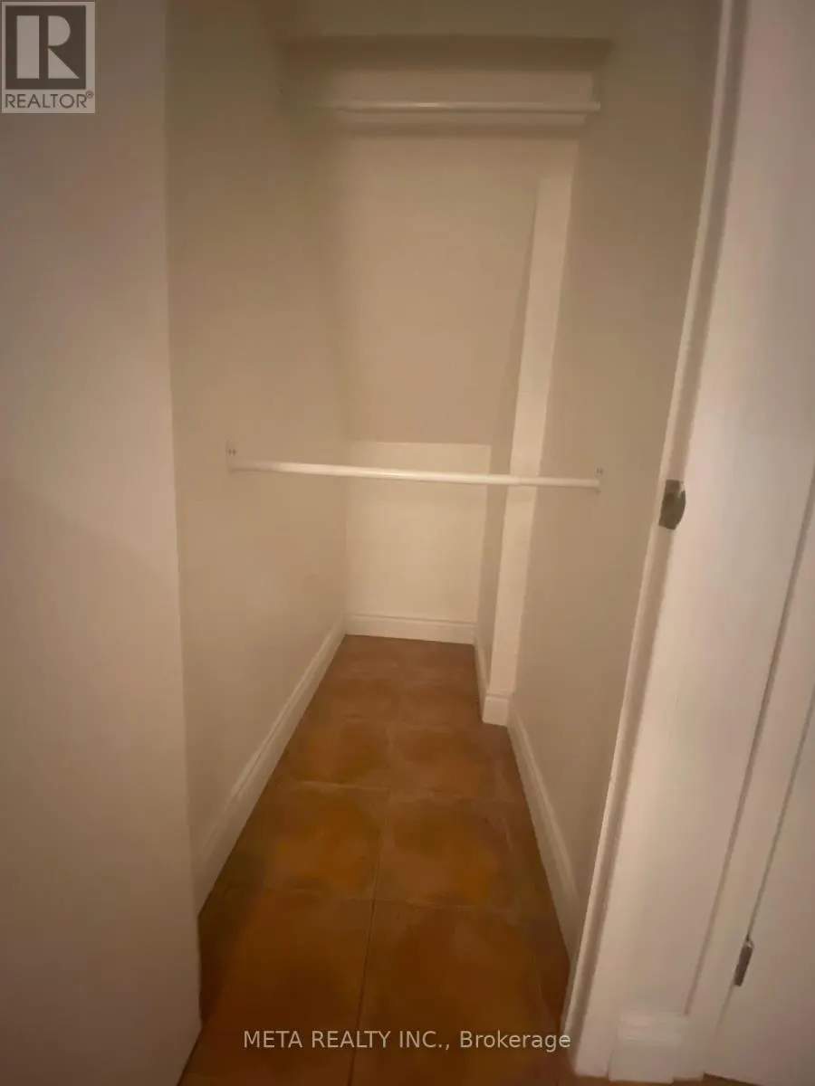 (BACHELOR BASEMENT APT) - 1150 JAMESWAY BOULEVARD