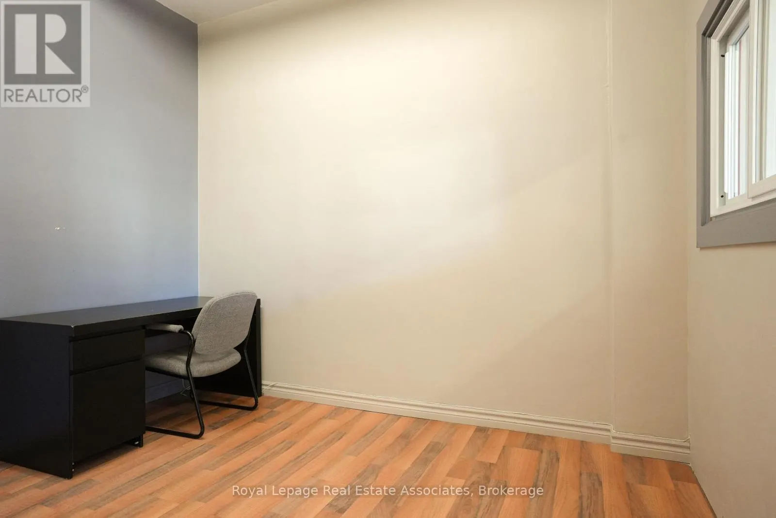 404 ROYAL YORK ROAD