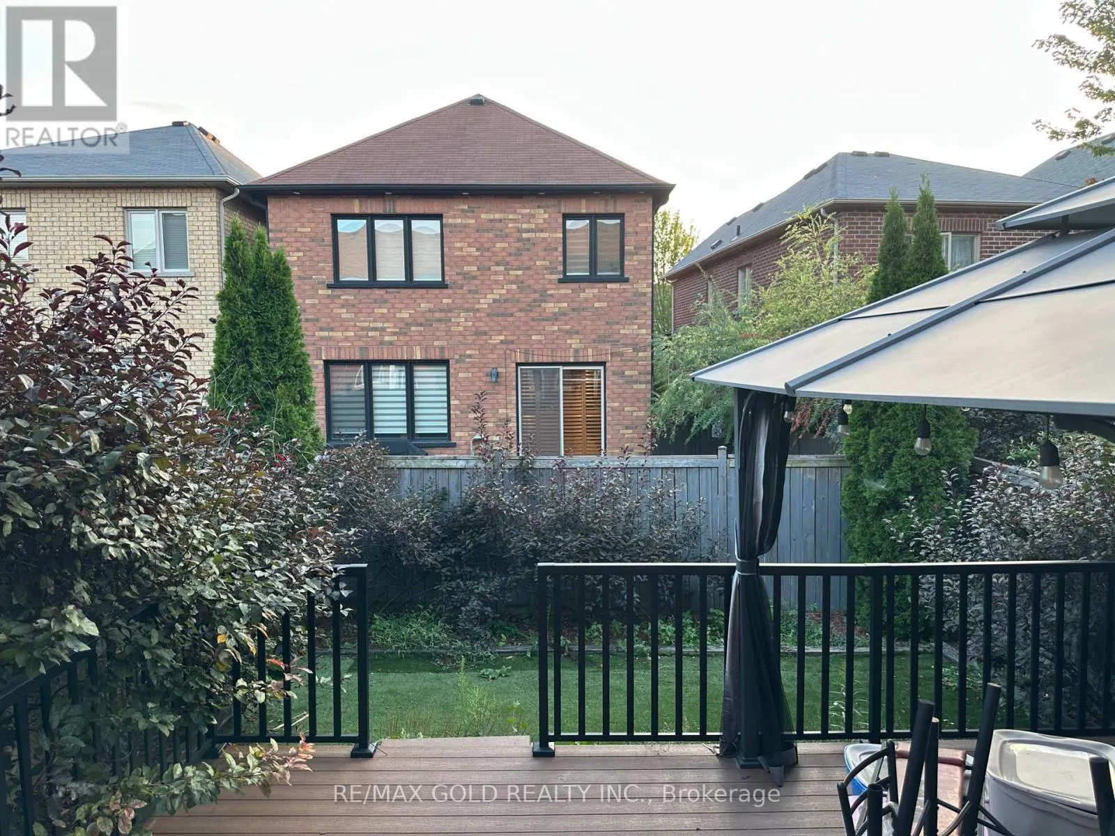 296 DUNCAN LANE