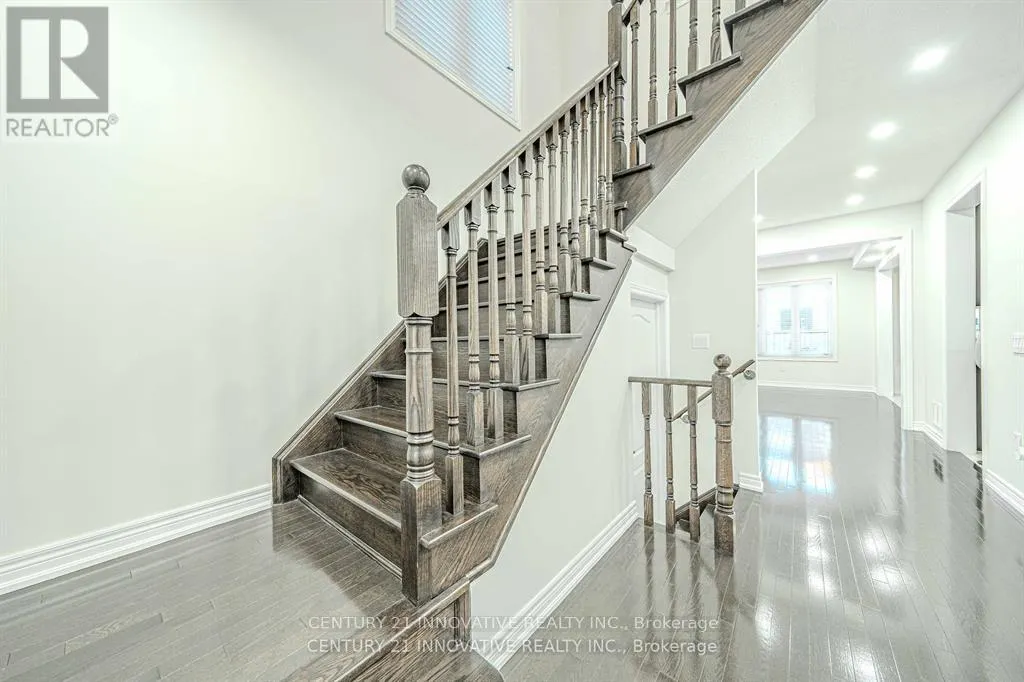 UPPER - 59 SPEEDWELL STREET W