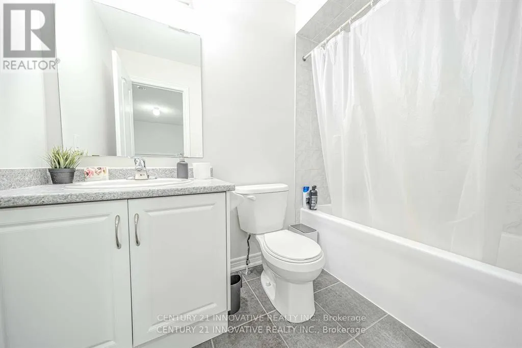 UPPER - 59 SPEEDWELL STREET W