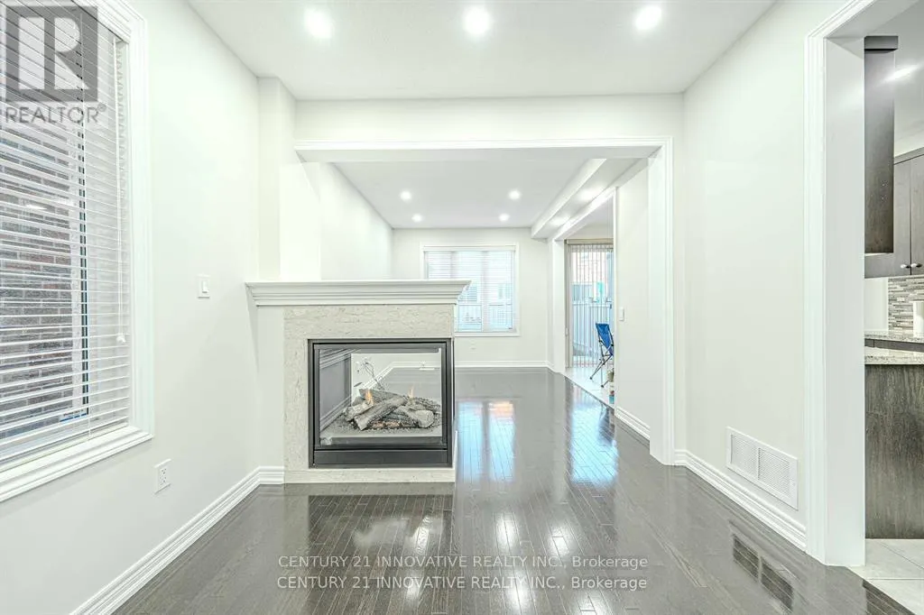 UPPER - 59 SPEEDWELL STREET W