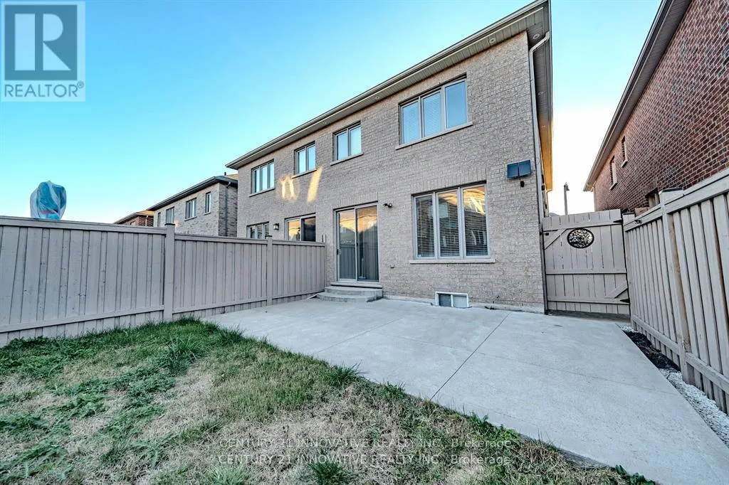 UPPER - 59 SPEEDWELL STREET W