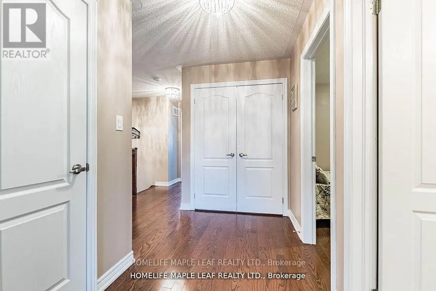 34 JOLANA CRESCENT