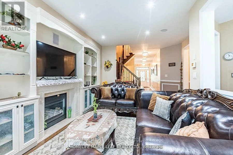 34 JOLANA CRESCENT