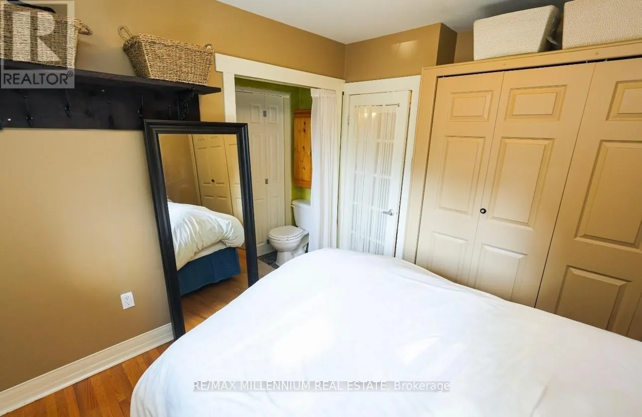 2395 EDENHURST DRIVE
