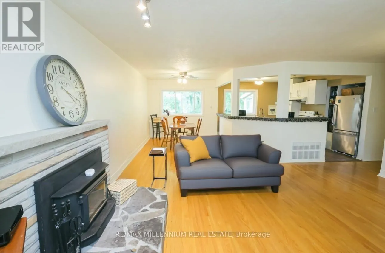 2395 EDENHURST DRIVE