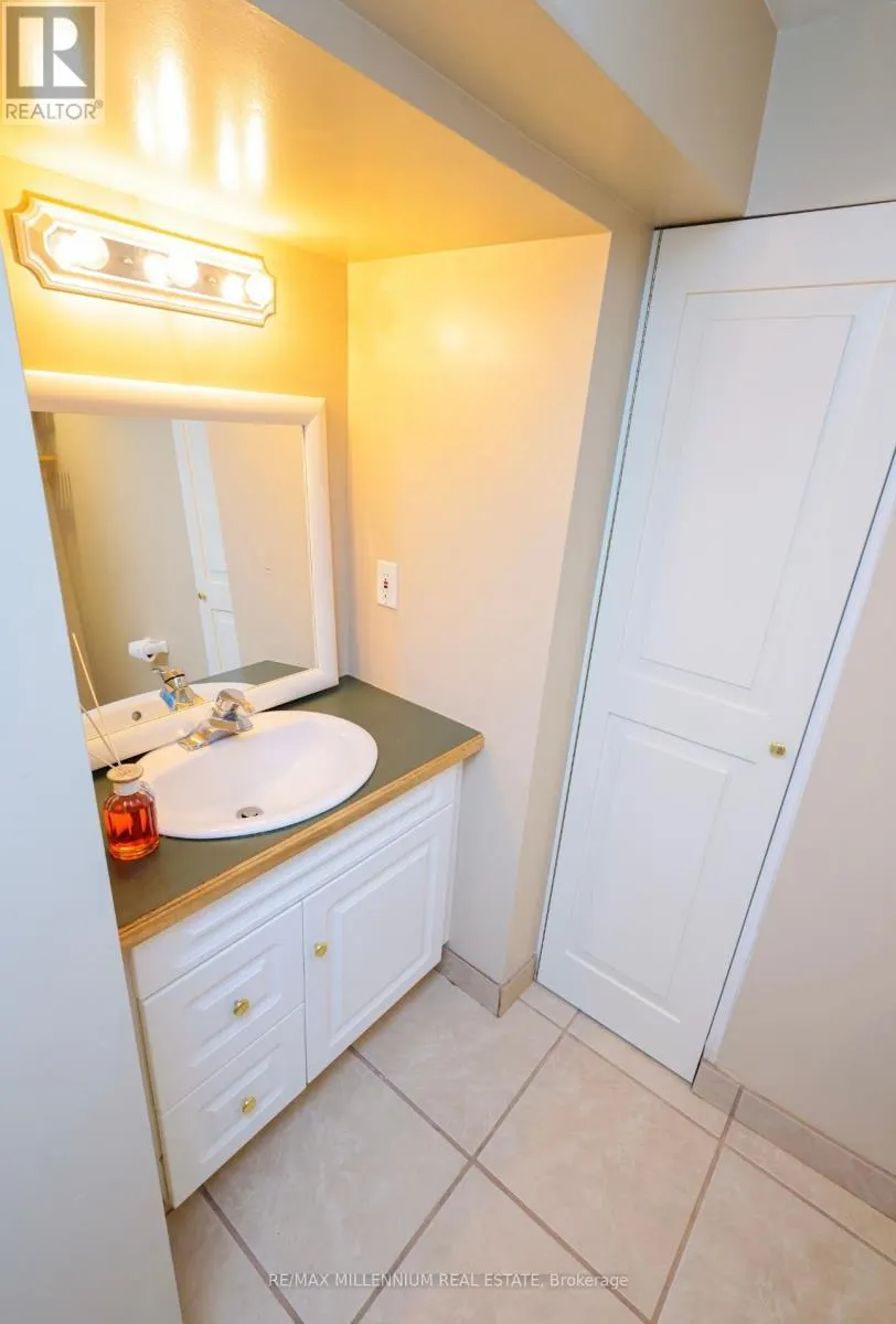 2395 EDENHURST DRIVE