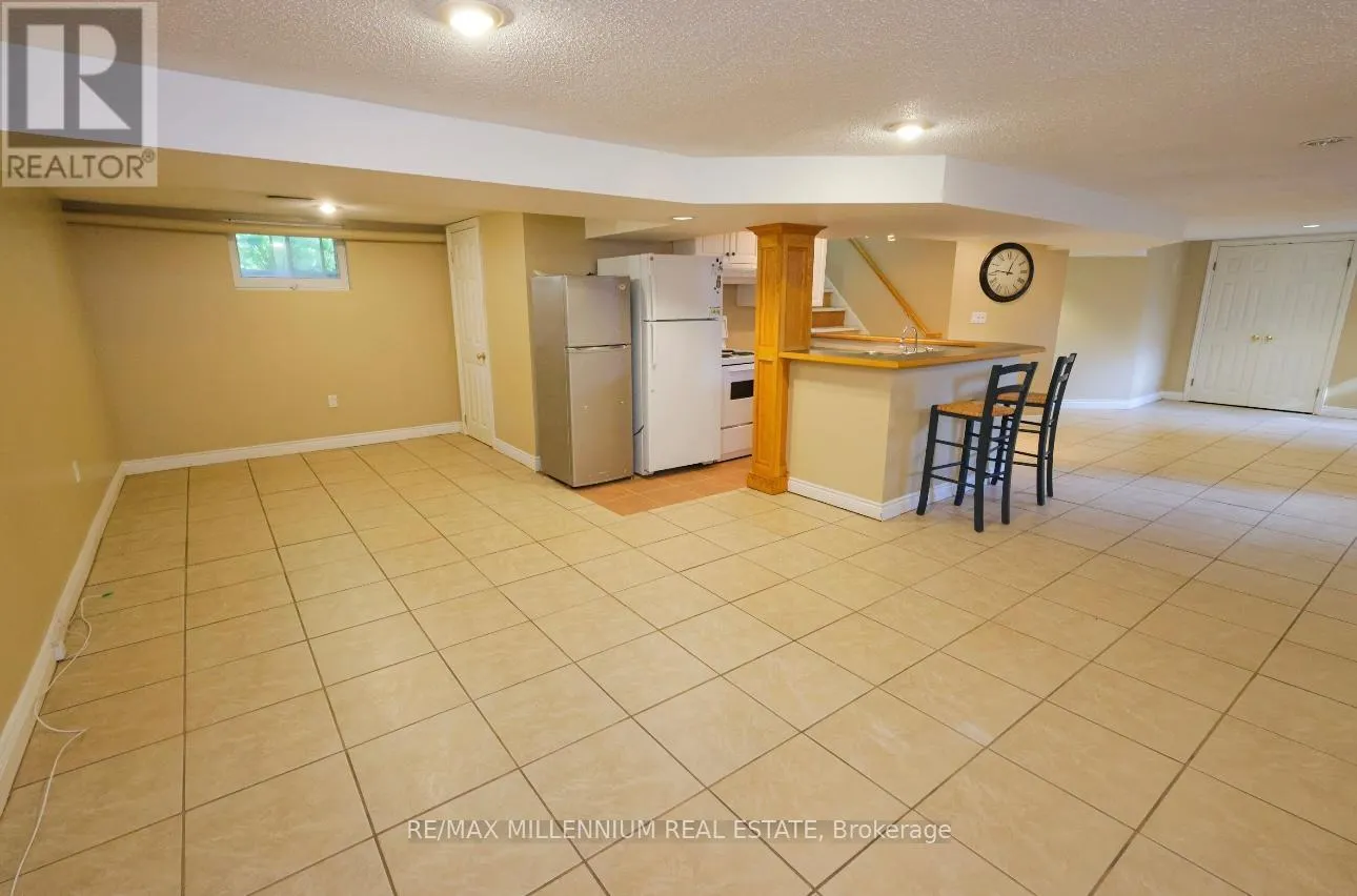 2395 EDENHURST DRIVE