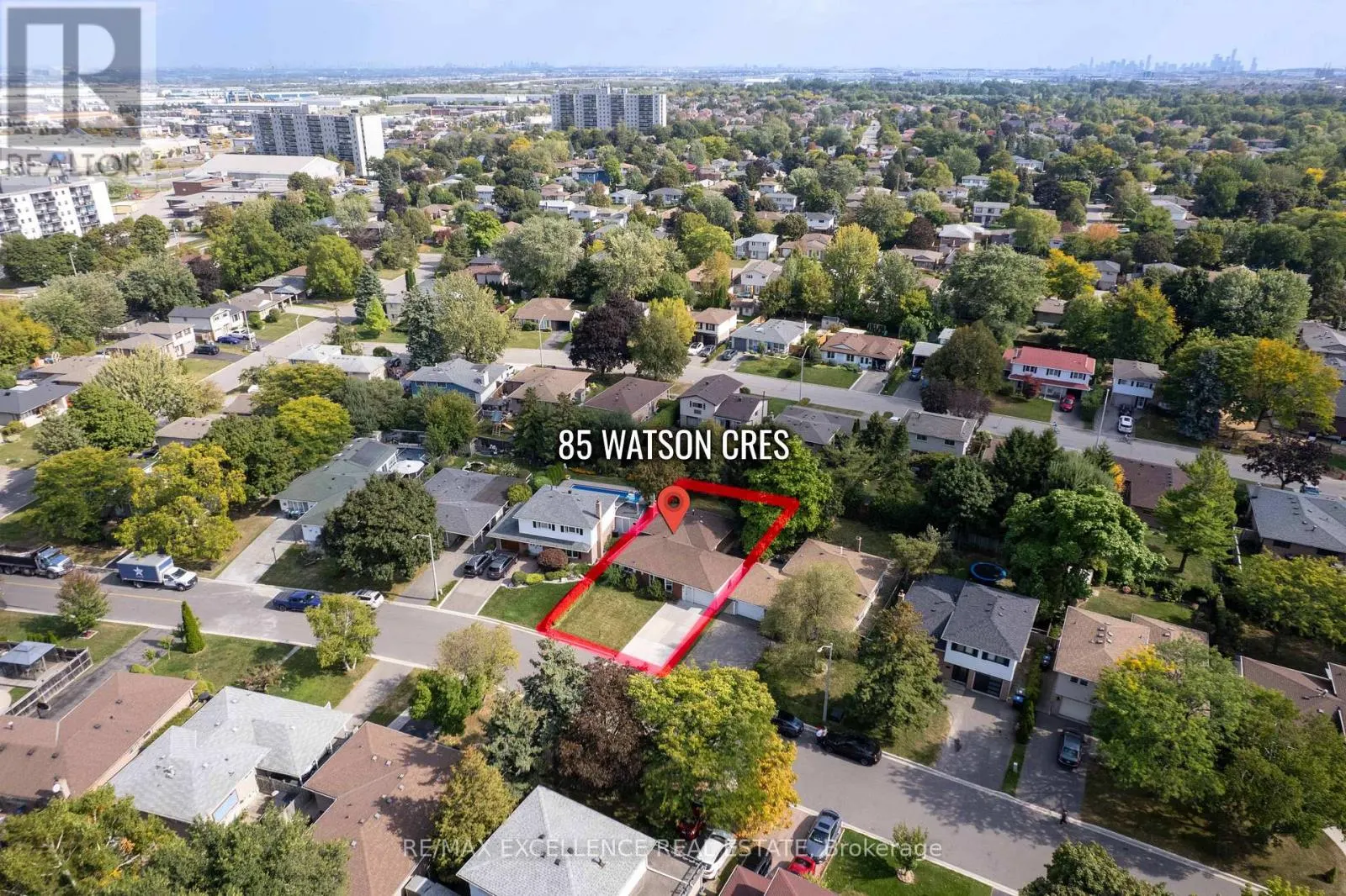 85 WATSON CRESCENT
