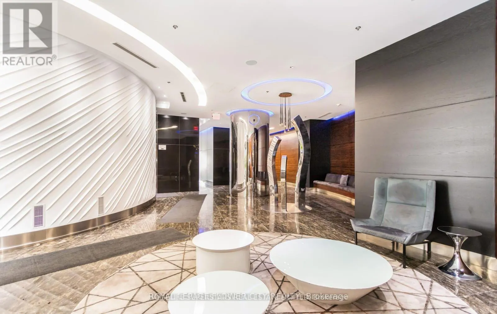 508 - 50 ABSOLUTE AVENUE