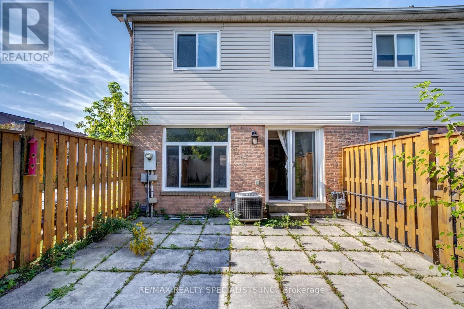 28 - 1039 CEDARGLEN GATE
