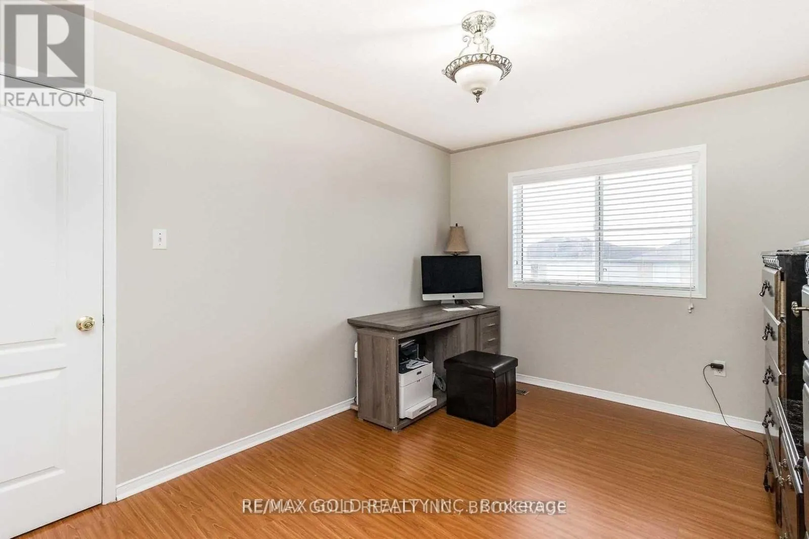 136 BUNCHBERRY WAY
