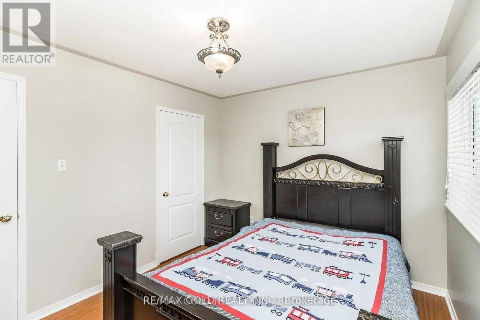 136 BUNCHBERRY WAY