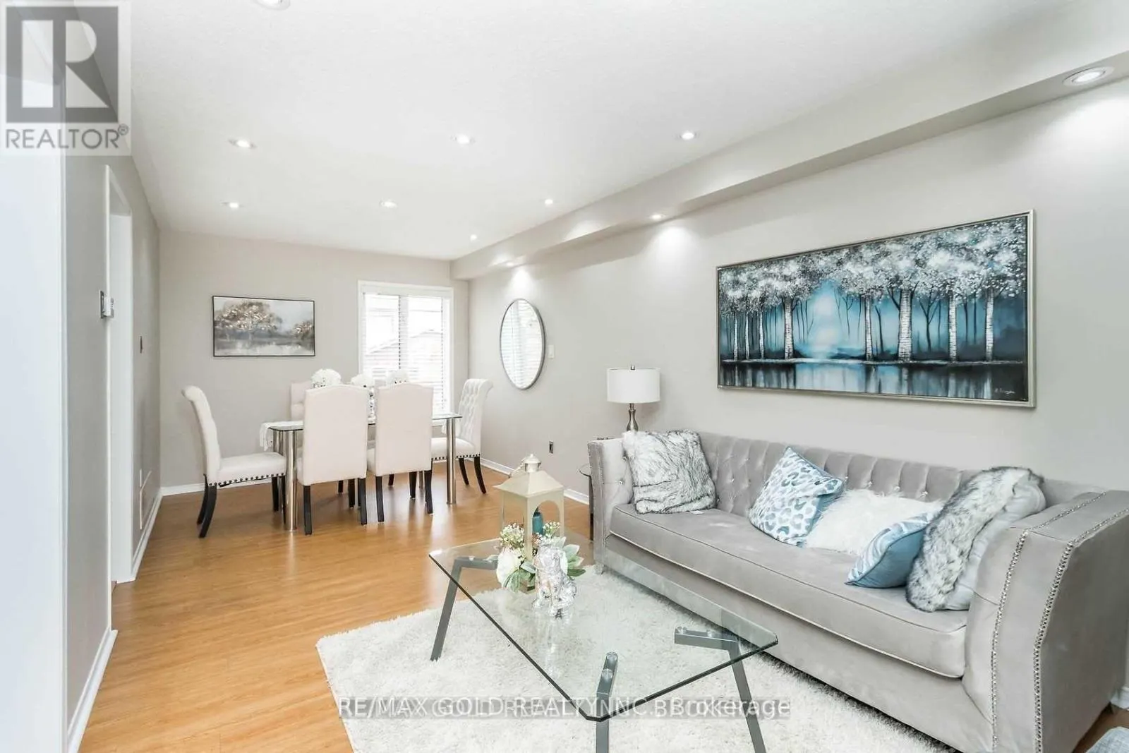 136 BUNCHBERRY WAY