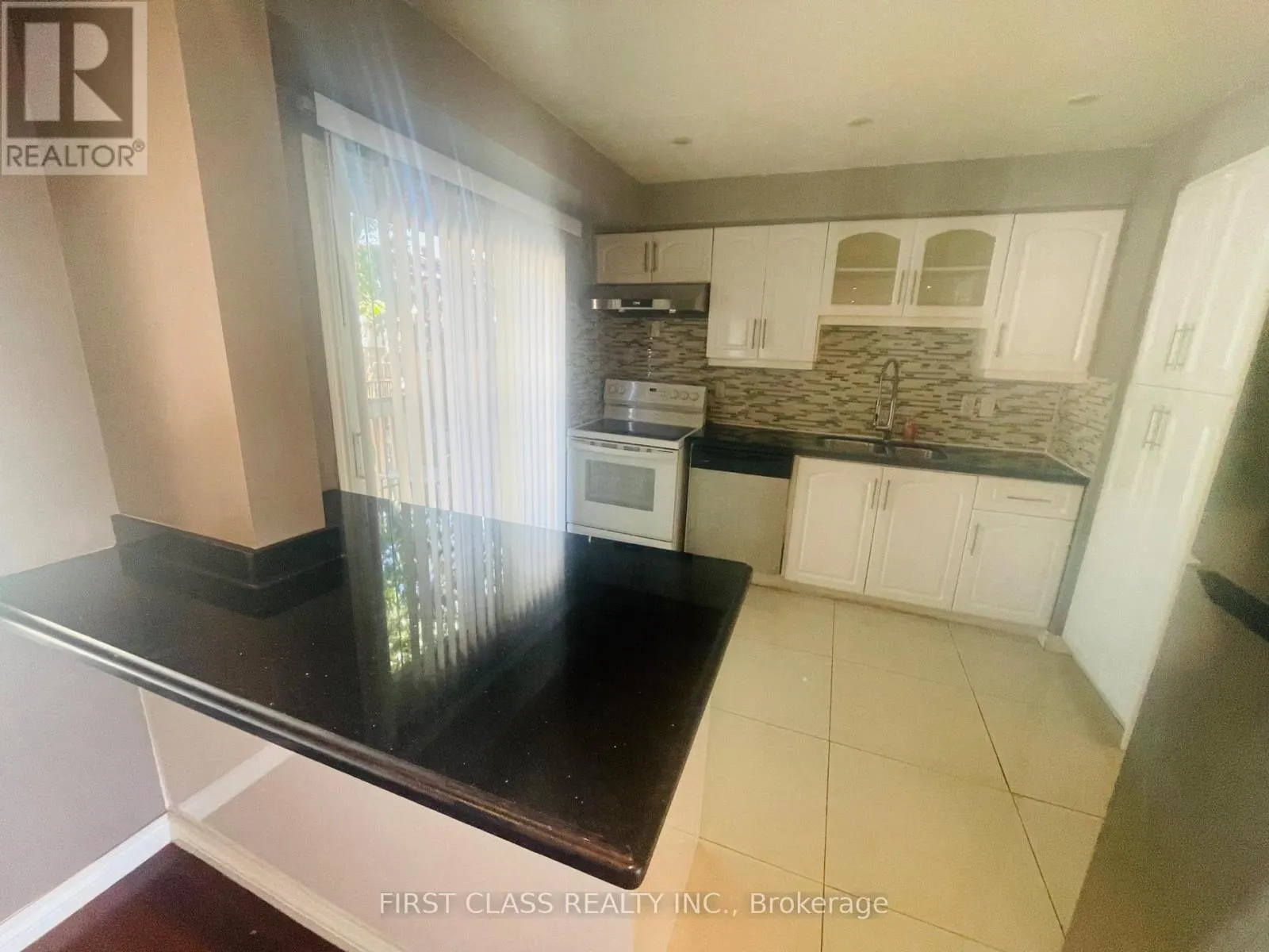 51 - 830 STAINTON DRIVE