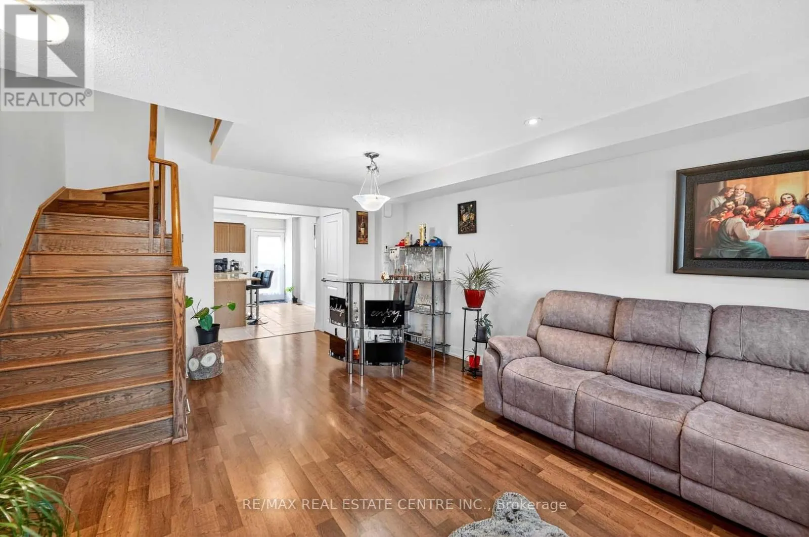 164 INSPIRE BOULEVARD