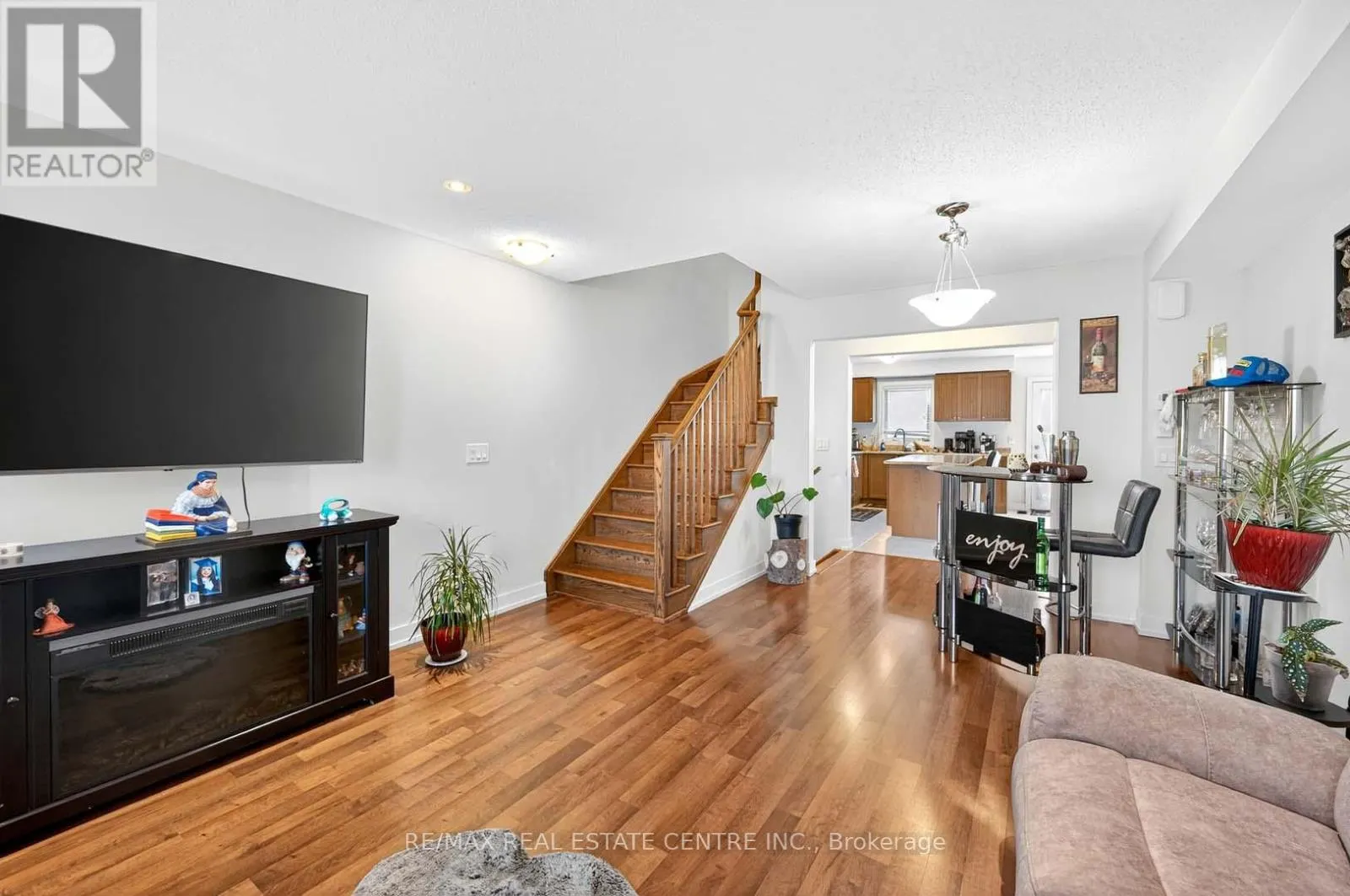 164 INSPIRE BOULEVARD