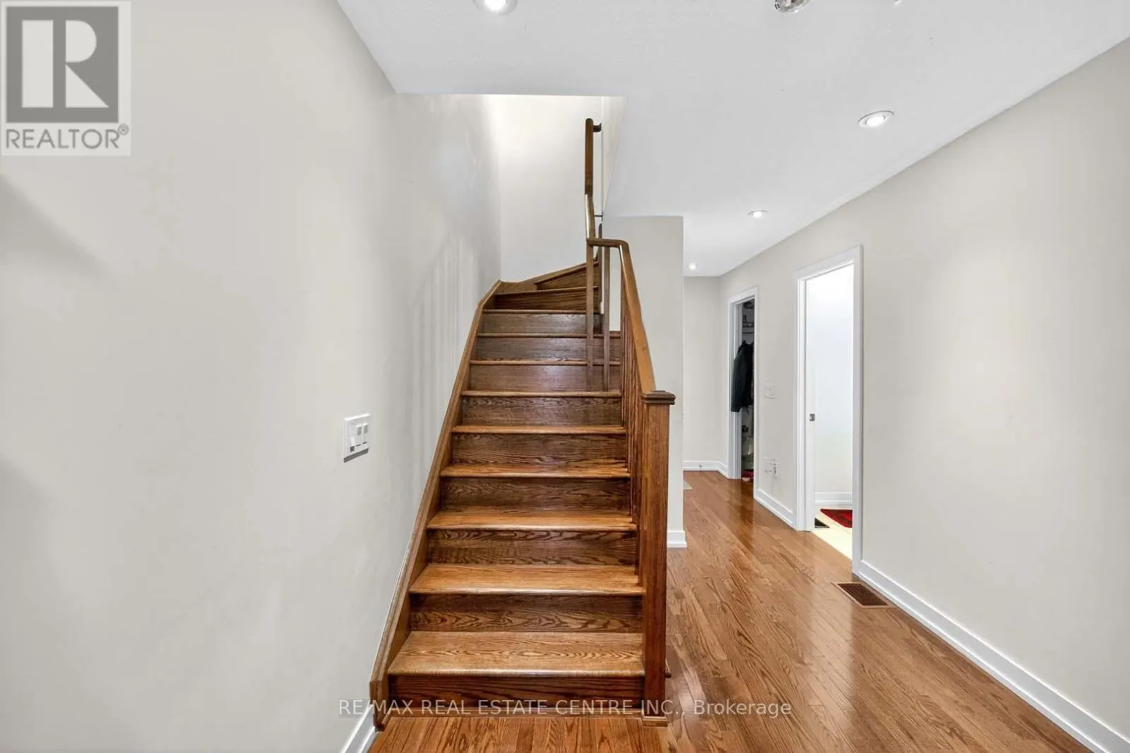 164 INSPIRE BOULEVARD
