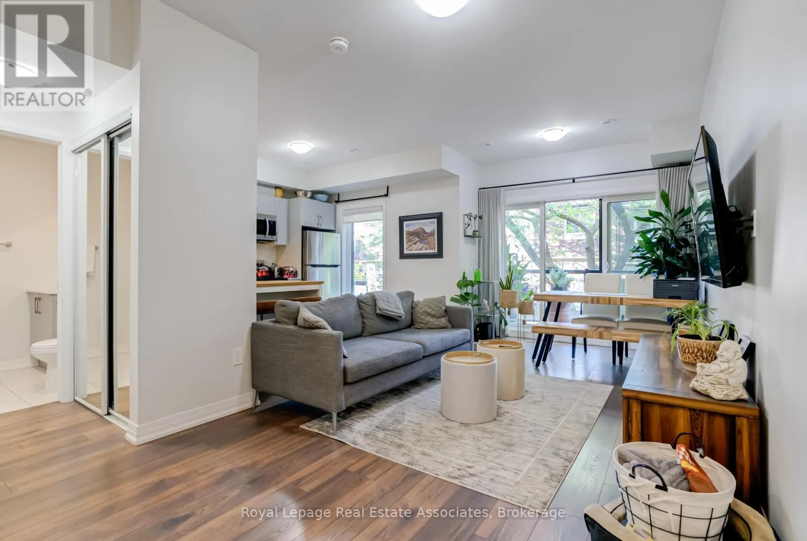 230 - 1145 JOURNEYMAN LANE