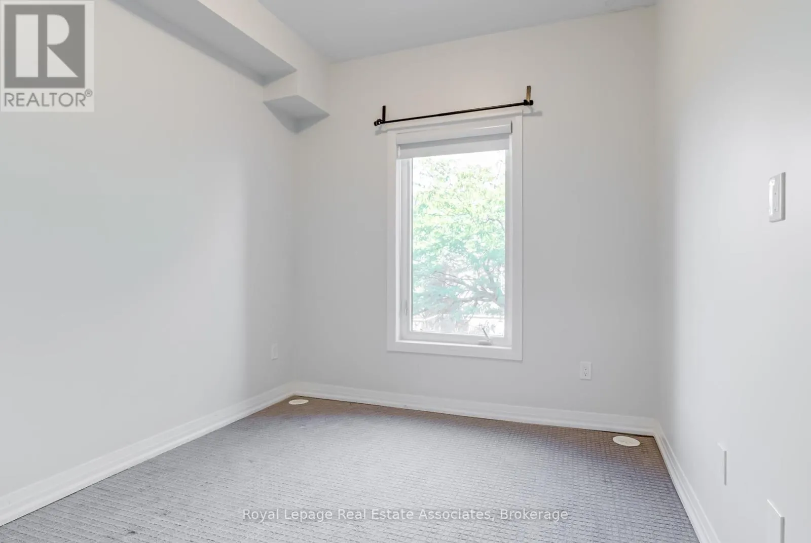 230 - 1145 JOURNEYMAN LANE