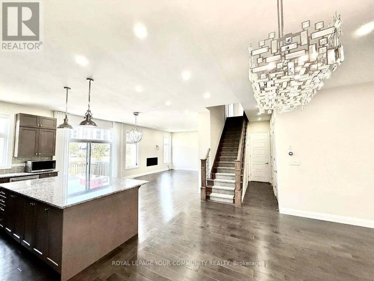 3186 HINES DRIVE