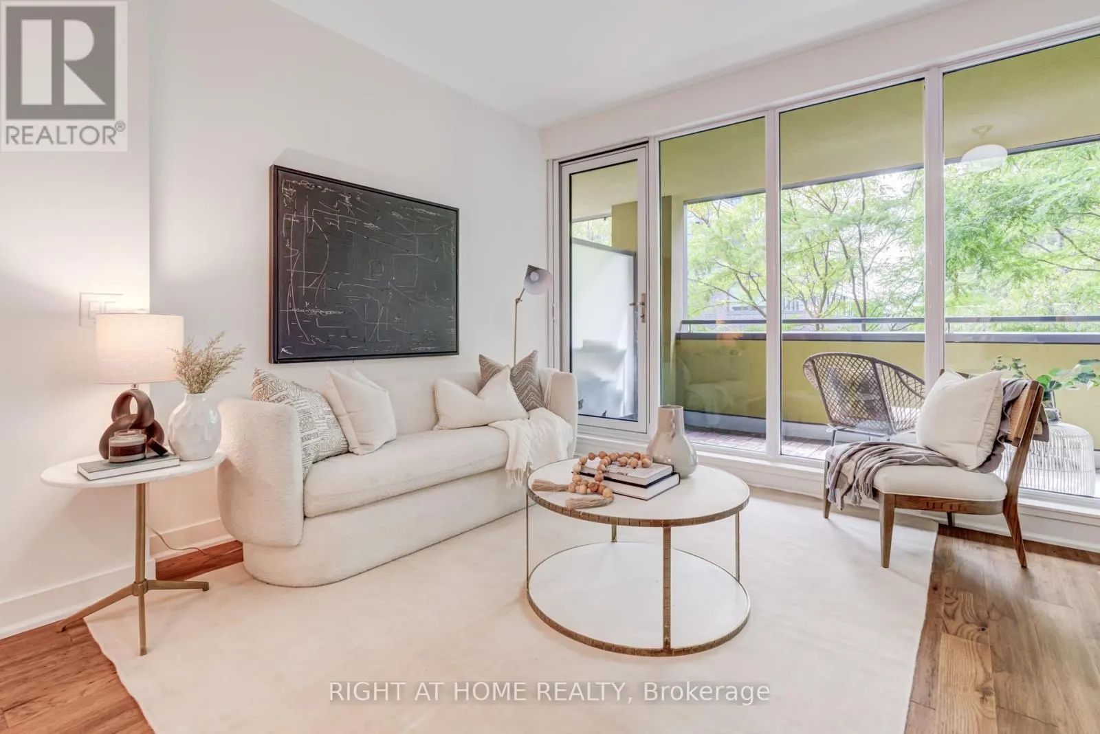 307 - 25 RITCHIE AVENUE S