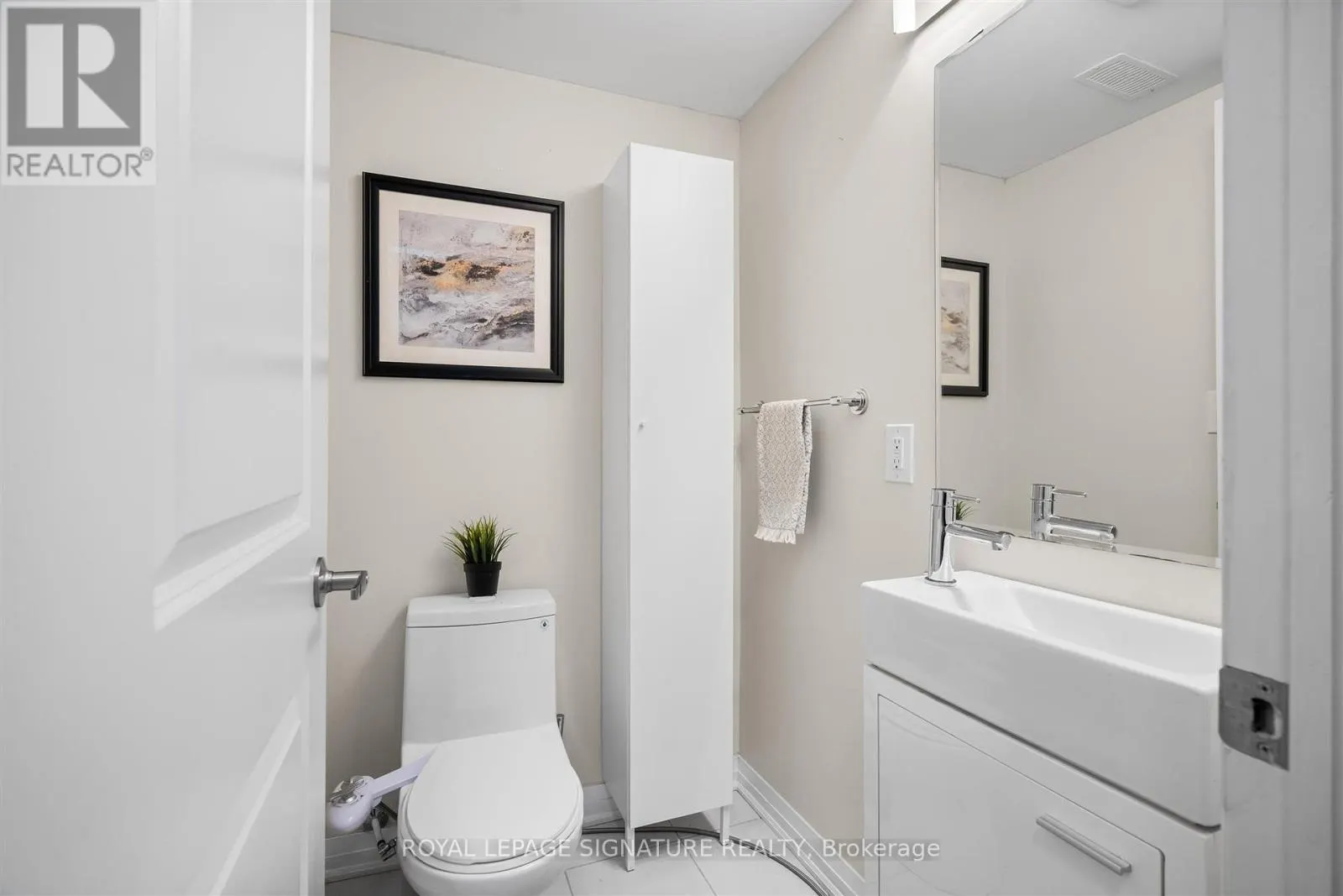 2 - 120 FREDERICK TISDALE DRIVE