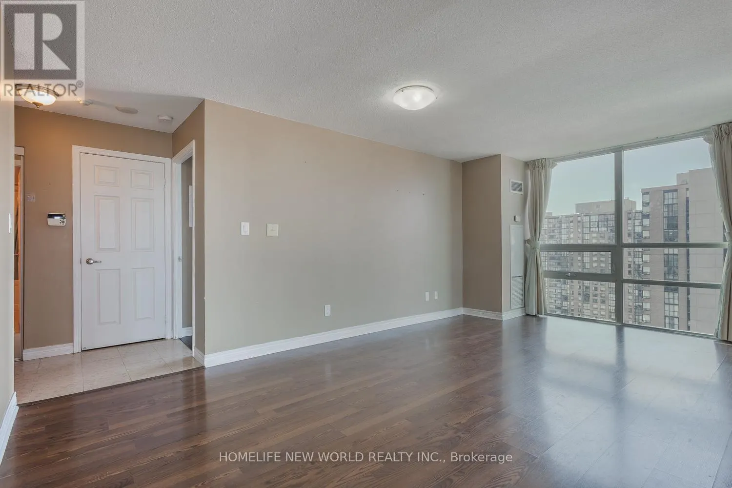 2108 - 208 ENFIELD PLACE