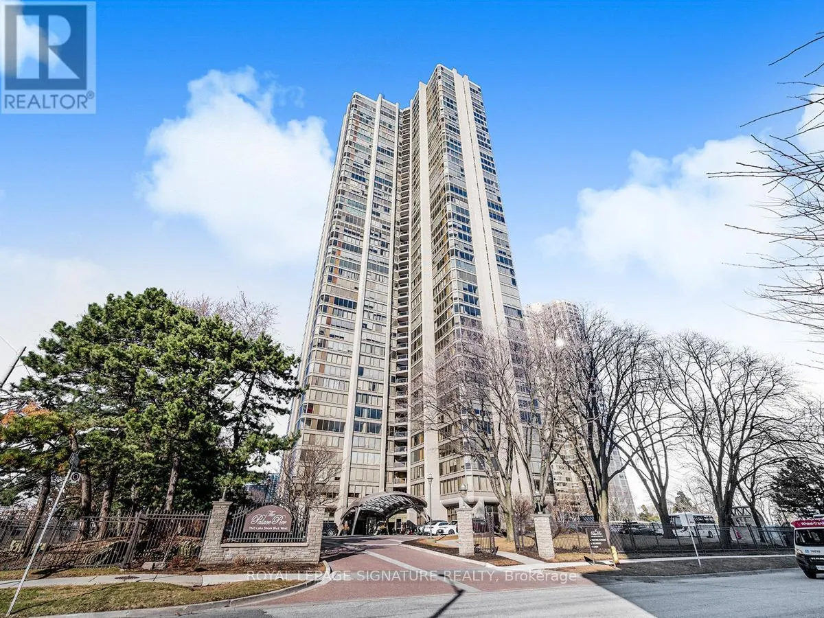 1008 - 2045 LAKE SHORE BOULEVARD W