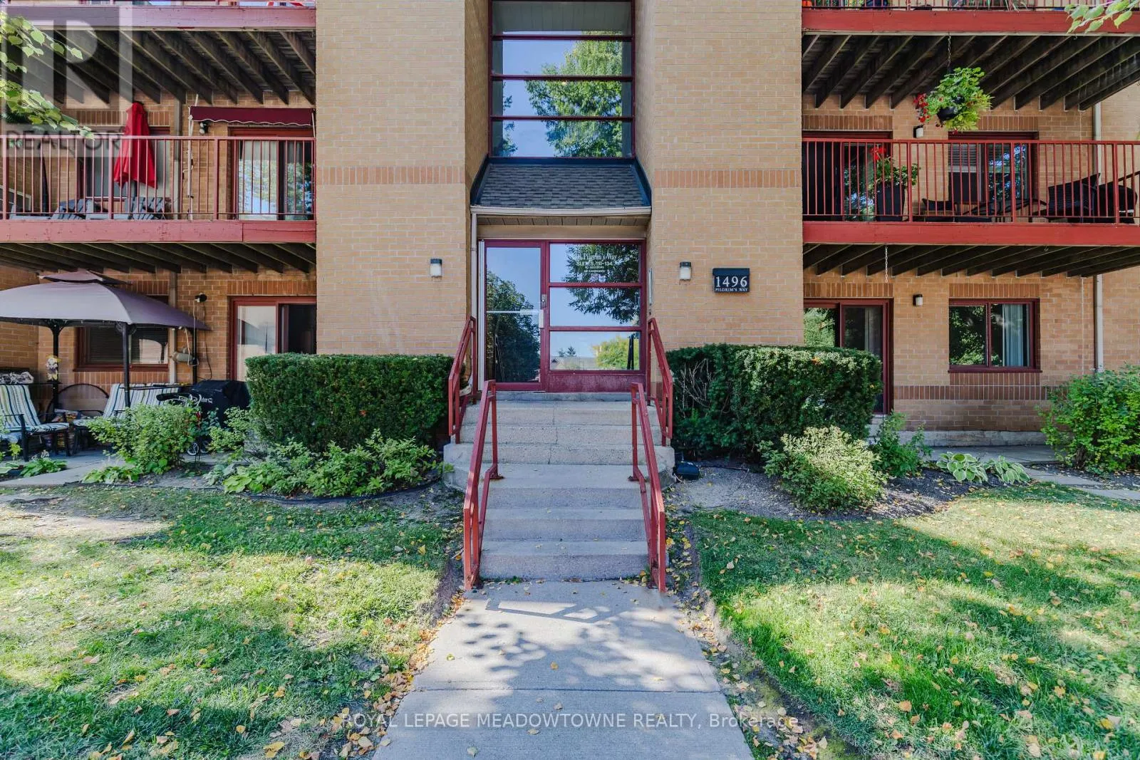 112 - 1496 PILGRIMS WAY