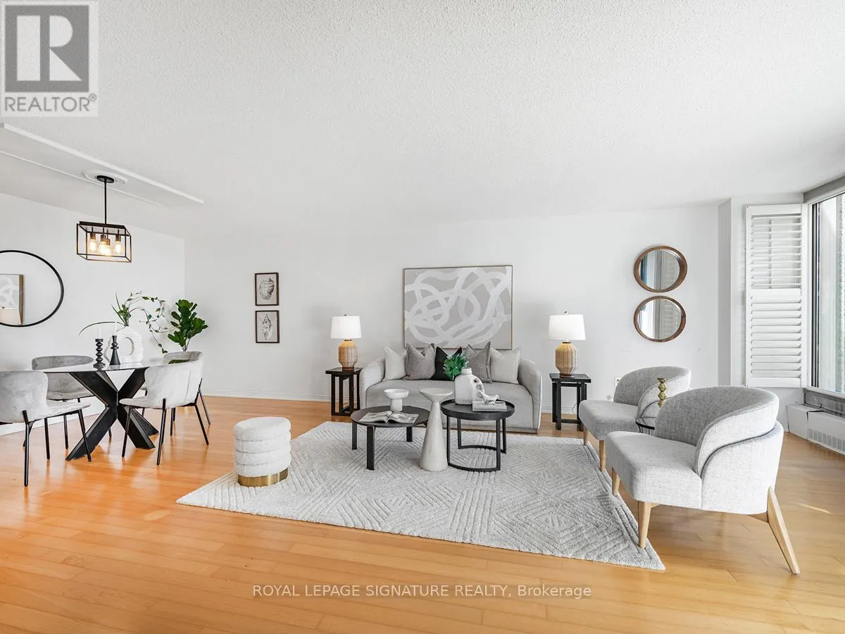 1008 - 2045 LAKE SHORE BOULEVARD W