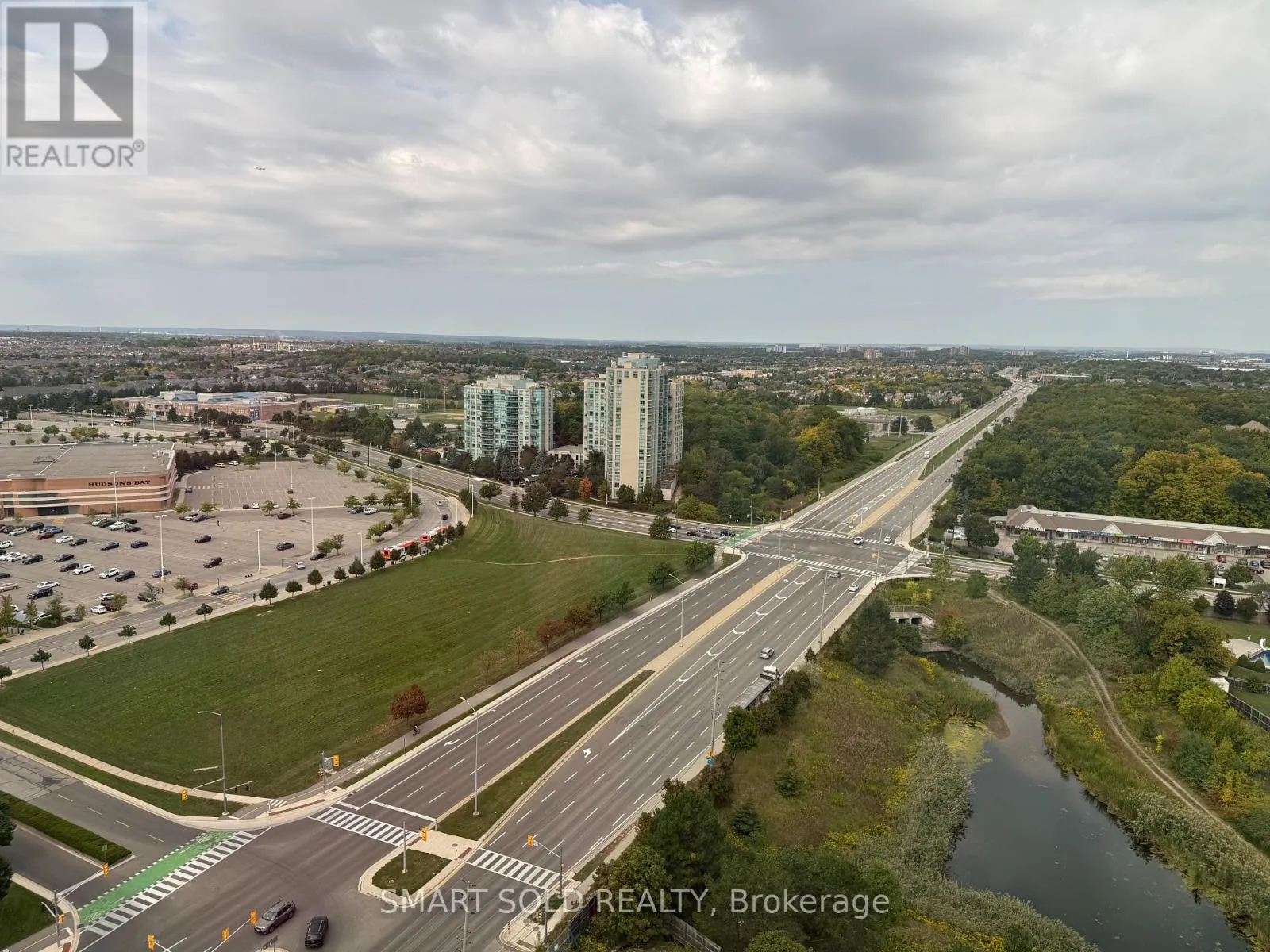 2110 - 2495 EGLINTON AVENUE W