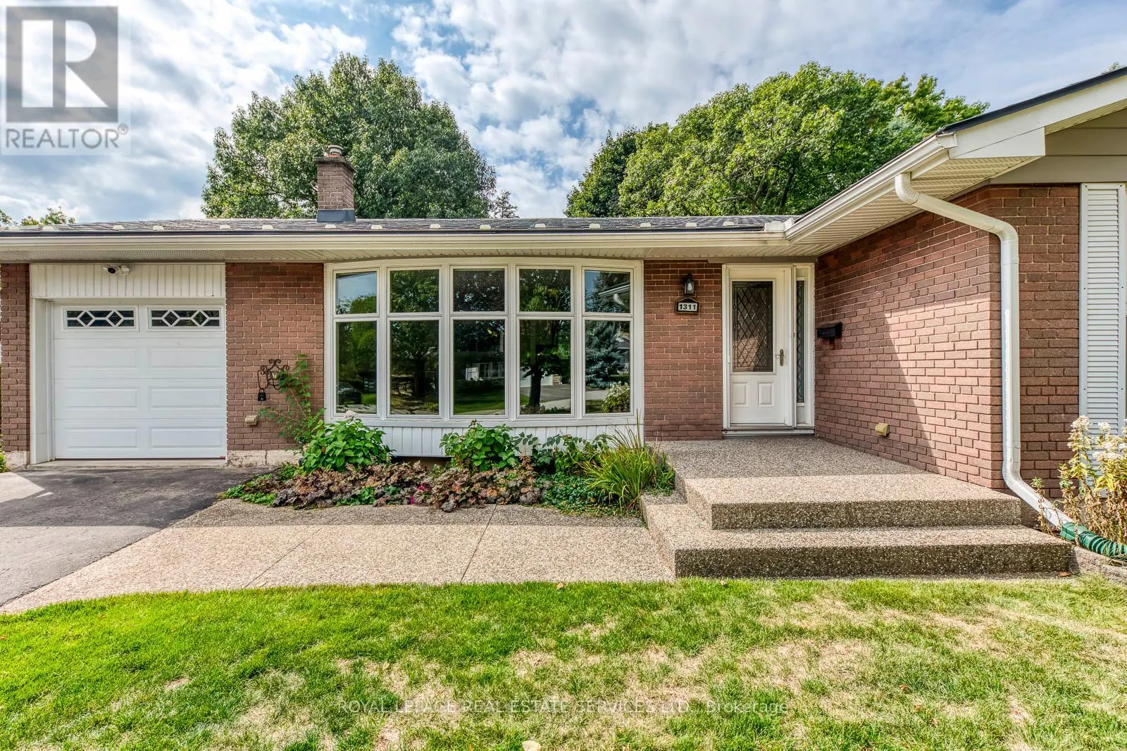1311 ELGIN CRESCENT