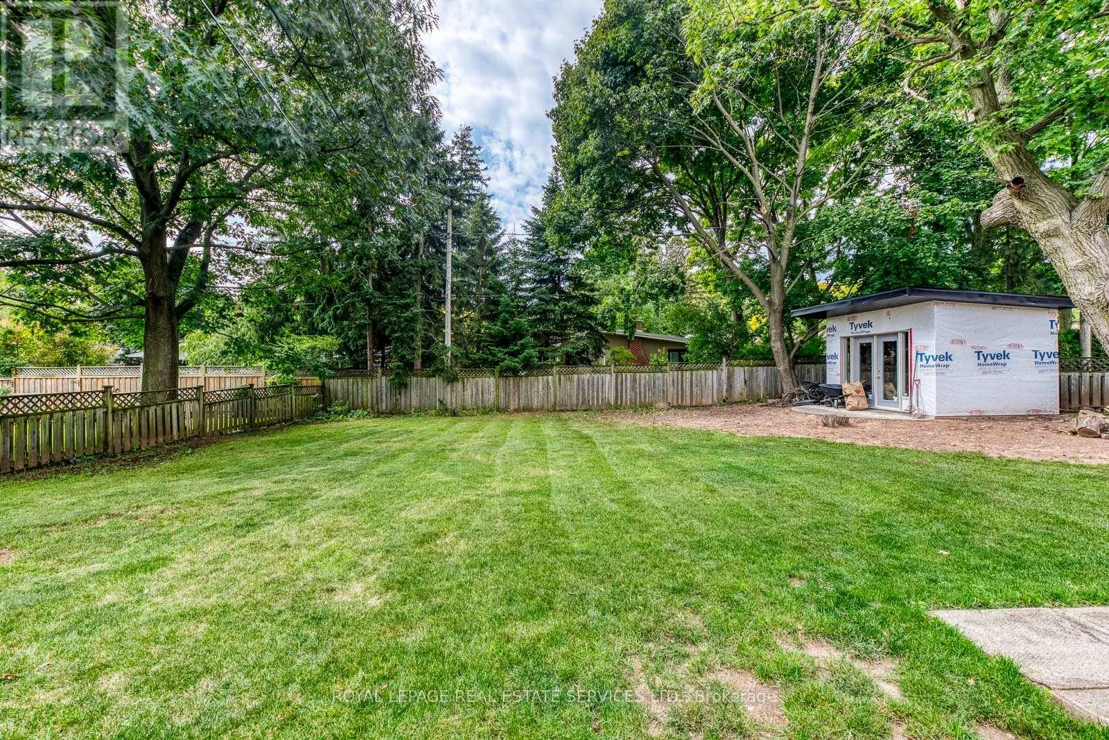 1311 ELGIN CRESCENT