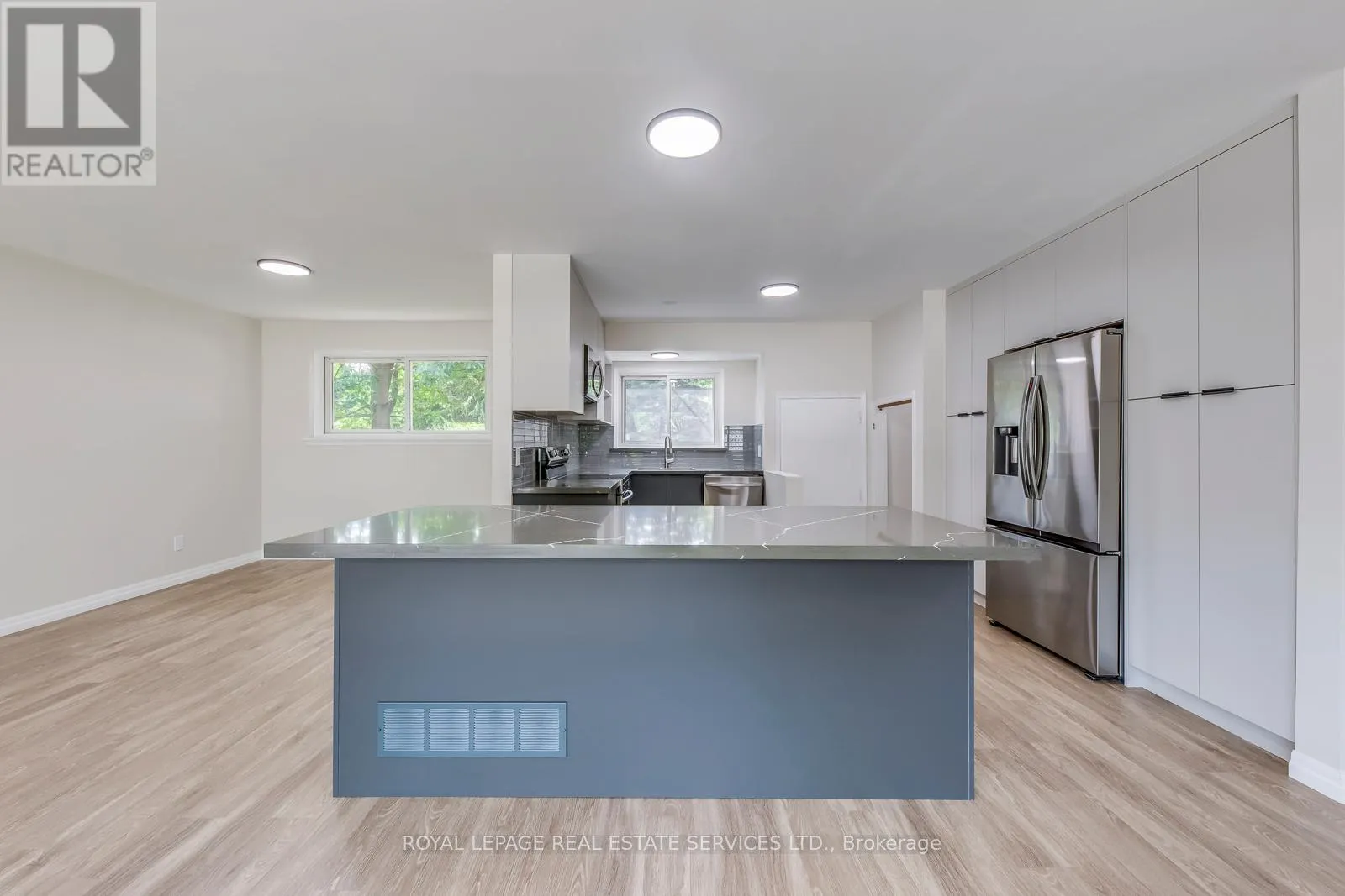 1311 ELGIN CRESCENT