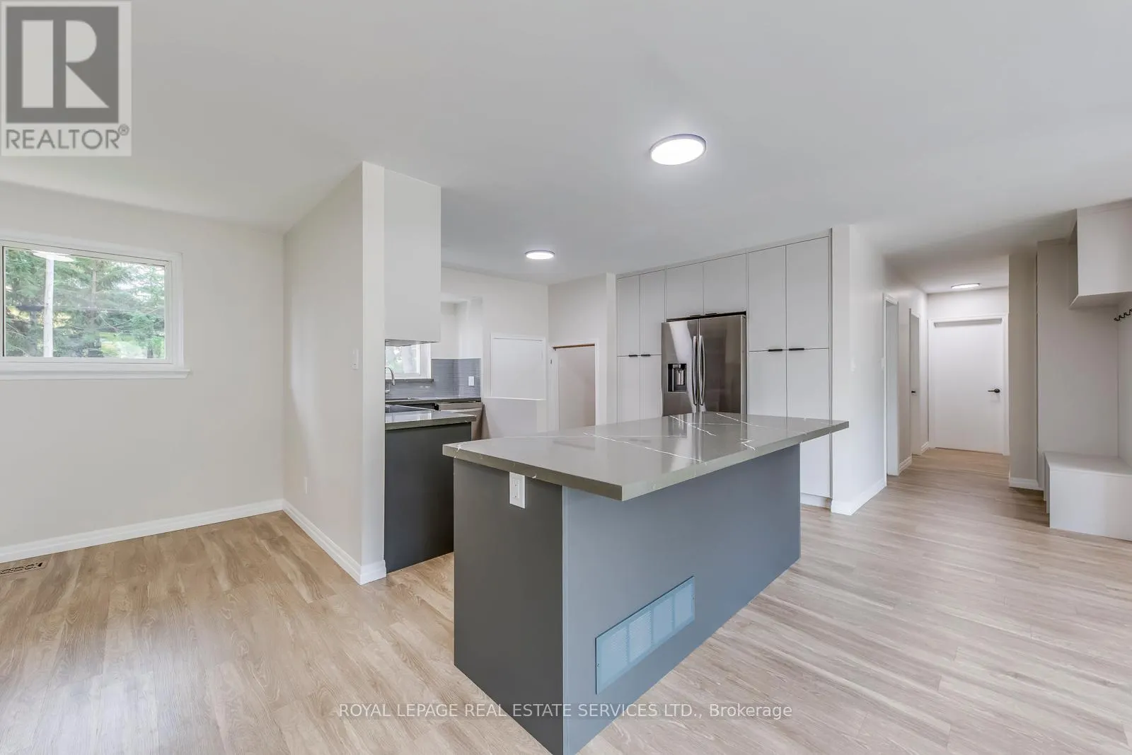 1311 ELGIN CRESCENT