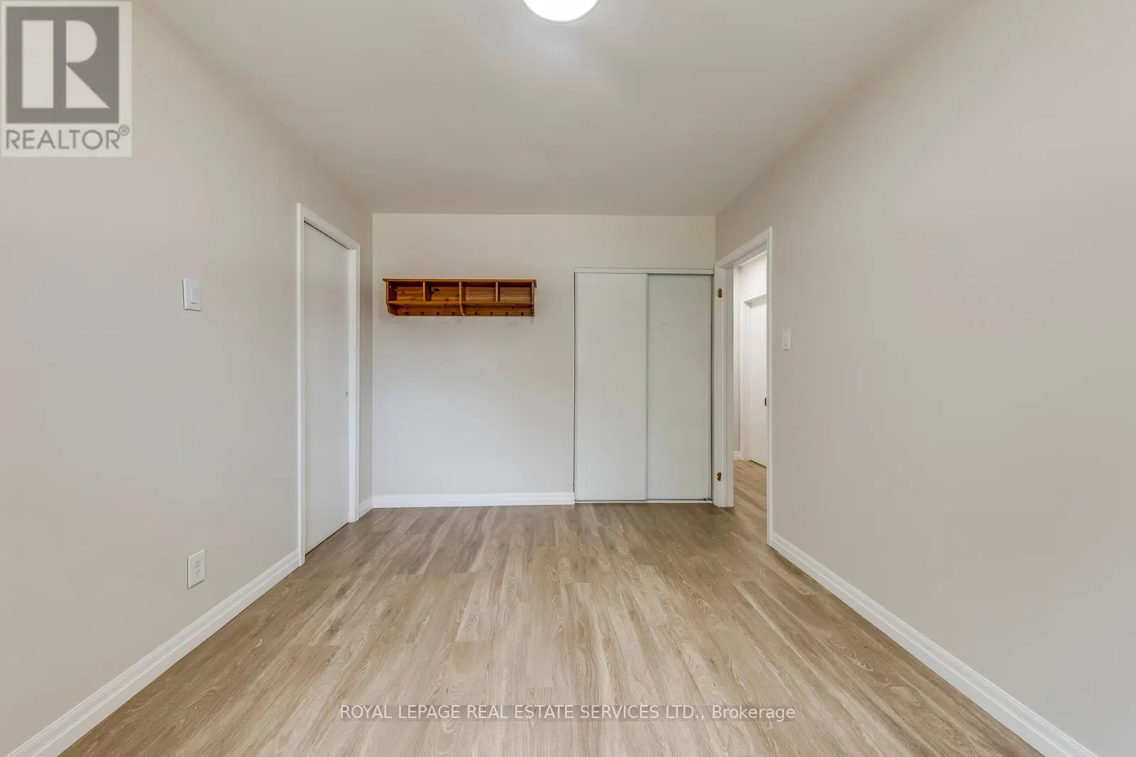 1311 ELGIN CRESCENT