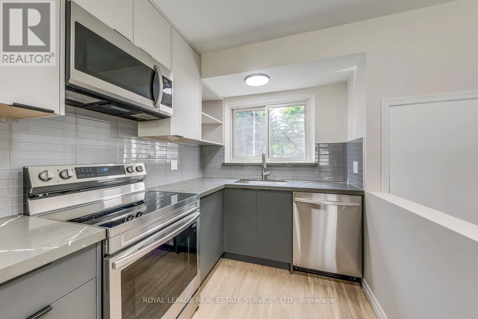 1311 ELGIN CRESCENT