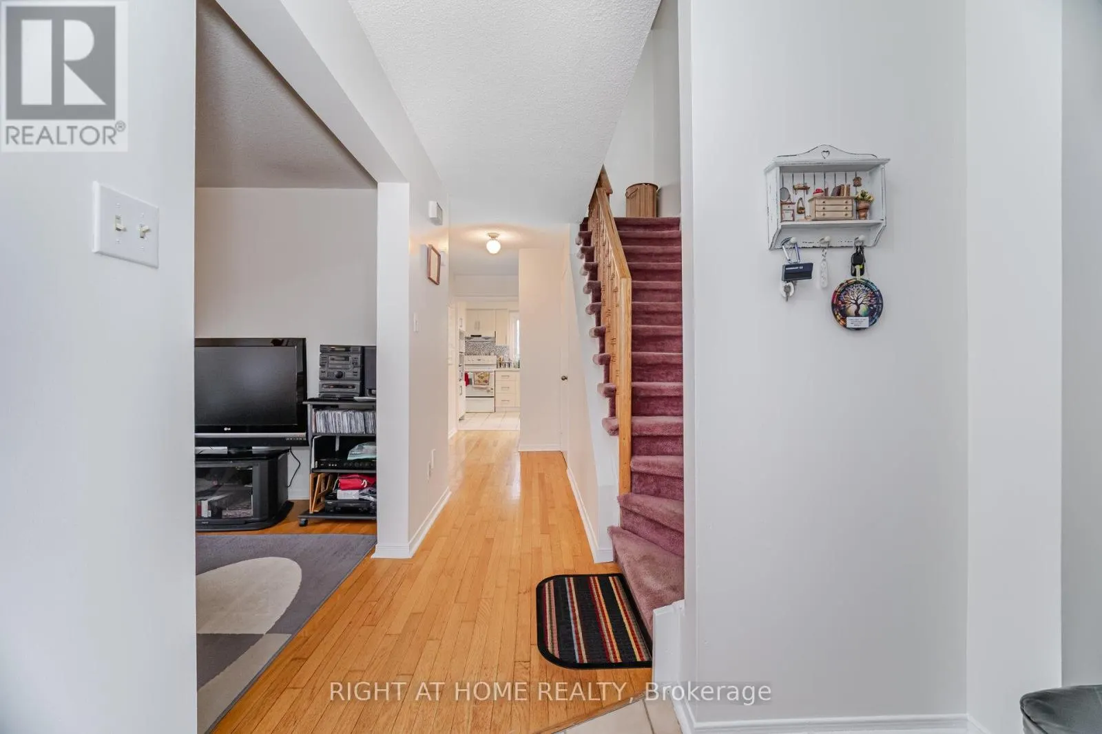 5253 PALOMAR CRESCENT