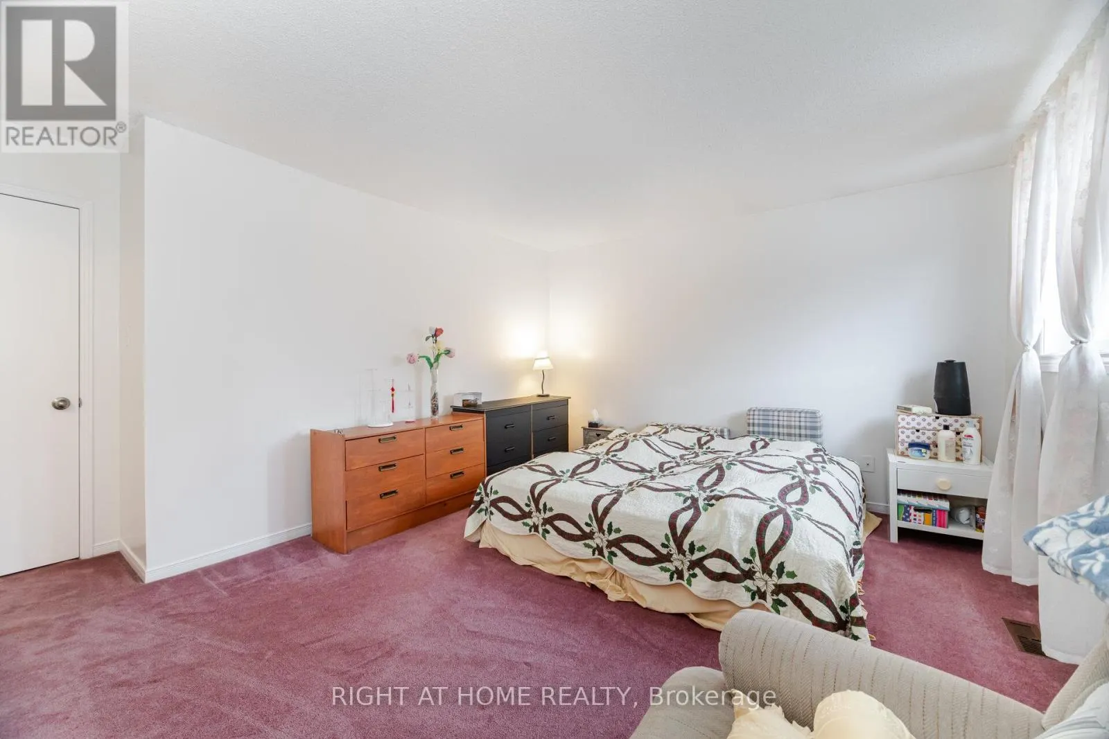 5253 PALOMAR CRESCENT