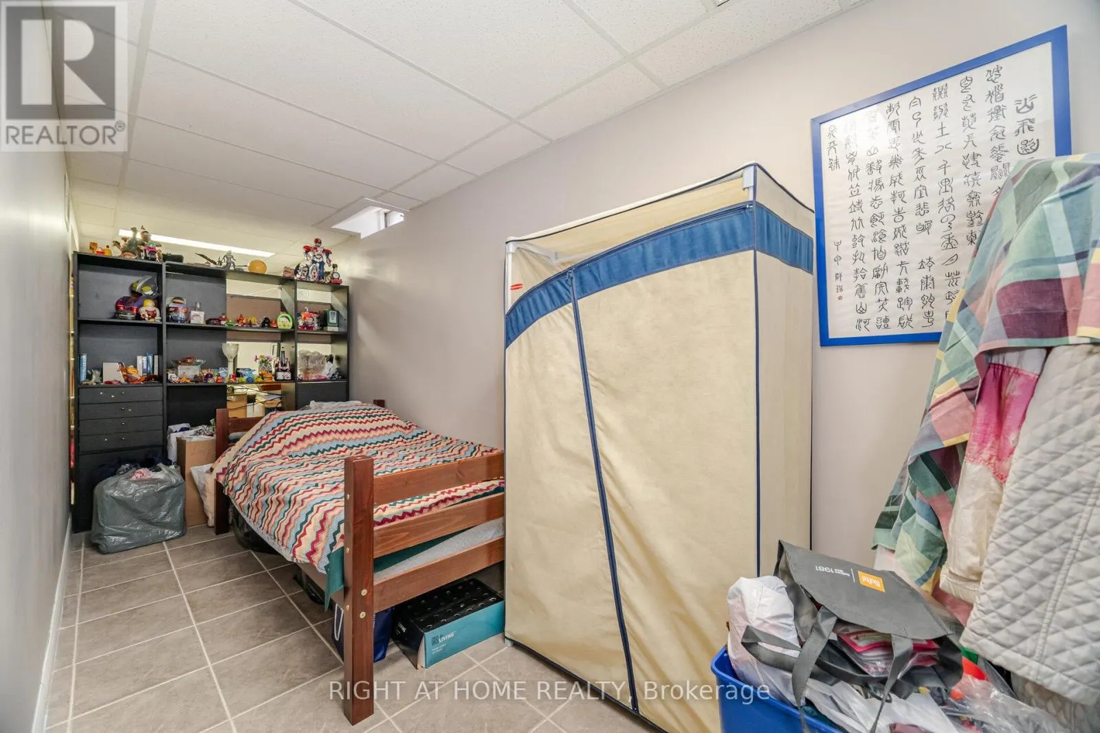 5253 PALOMAR CRESCENT