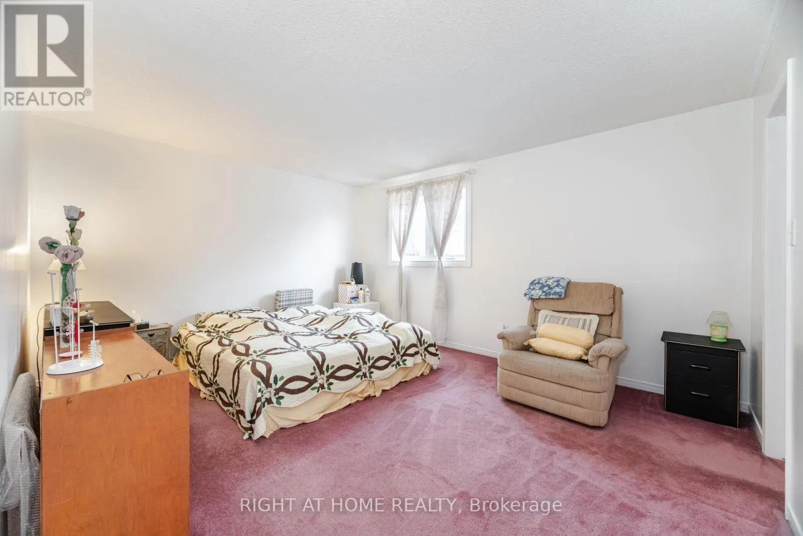 5253 PALOMAR CRESCENT