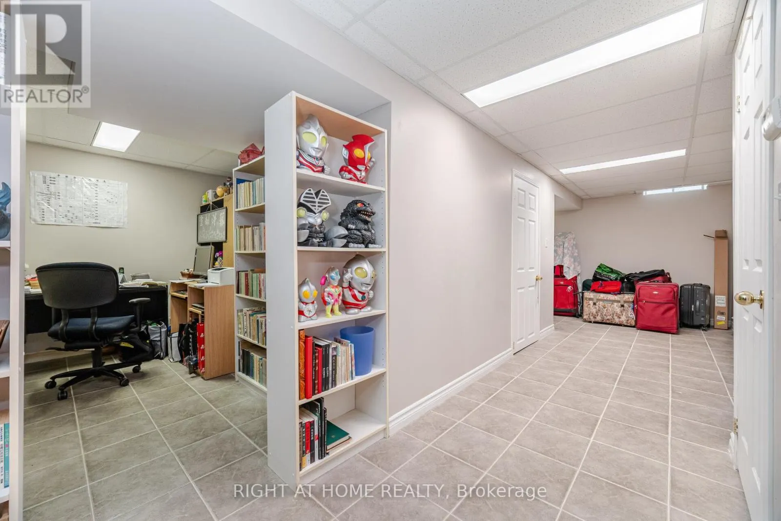 5253 PALOMAR CRESCENT